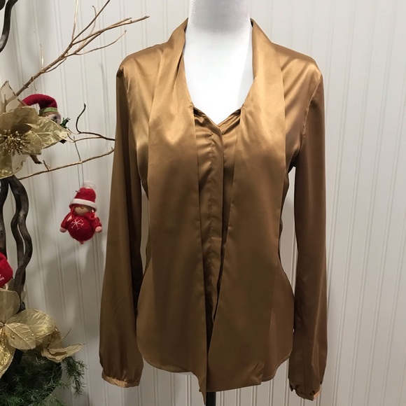SATINY GOLD BUTTON-DOWN BLOUSE WITH NECK TIE - Picture 6 of 6